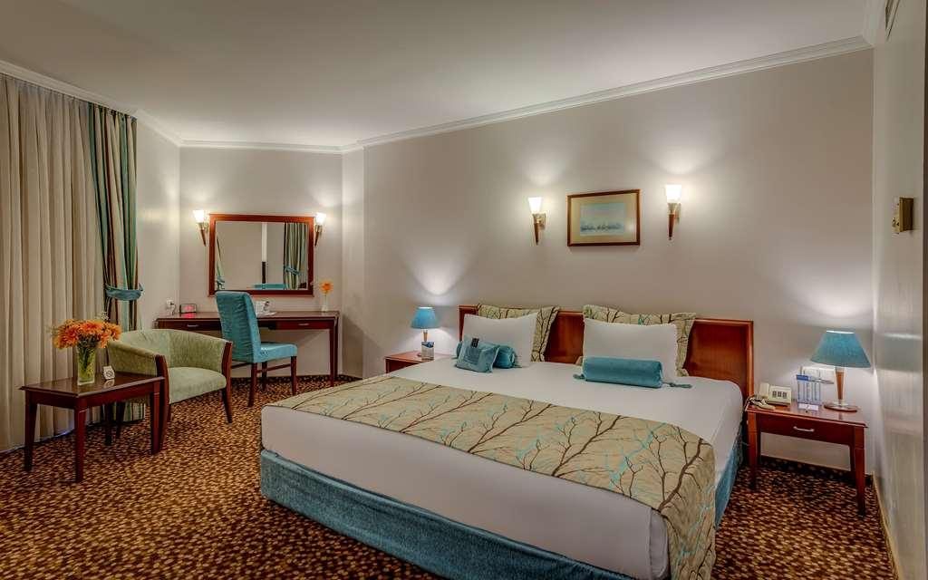 Best Western Plus Khan Hotel Antalya Room photo
